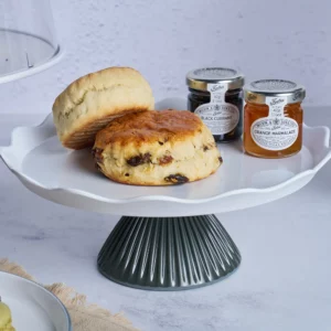 Cake Domes & Pedestals